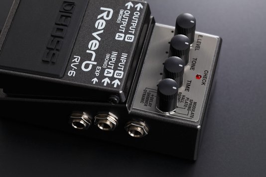 Pedal Para Guitarra Boss RV 6 Reverb Com Shimmer