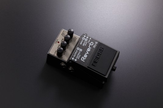 Pedal Para Guitarra Boss RV 6 Reverb Com Shimmer
