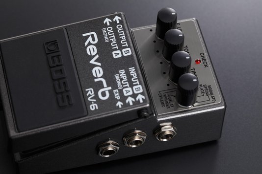 Pedal Para Guitarra Boss RV 6 Reverb Com Shimmer