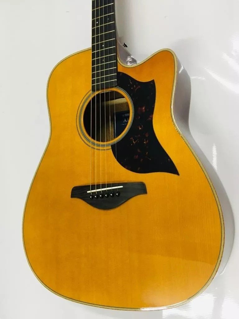 Violão Folk Elétrico Yamaha A1m Ii Nt Vintage Natural - C/nf